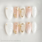 Pearl Oyster & Gold