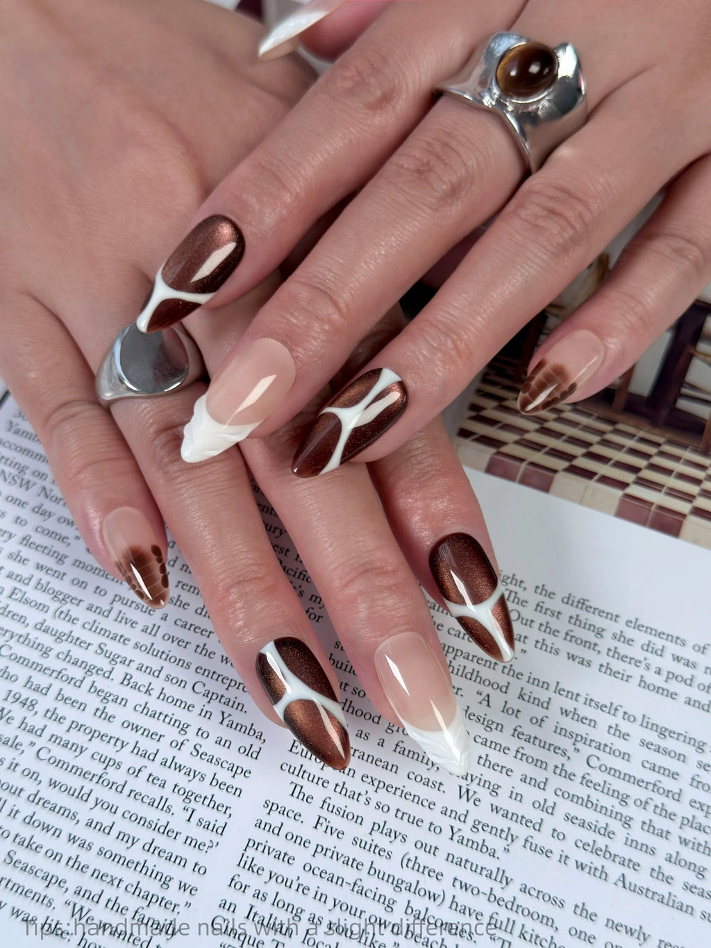 Bronze Cat-Eye & Sculpted Swirls