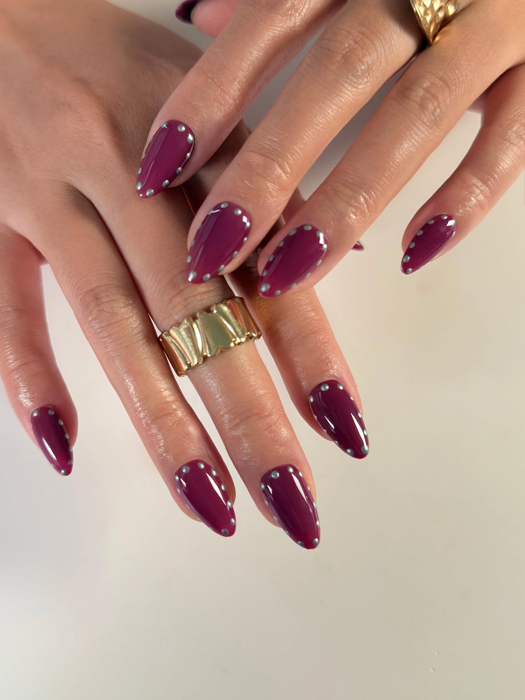 Berry Silver Dot