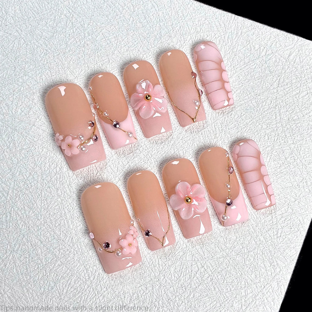 Nude Blossom & Gold